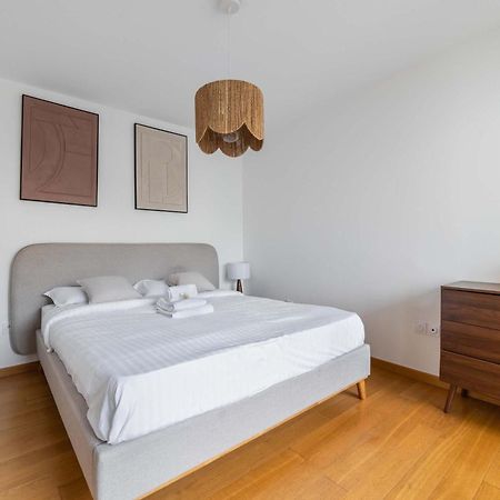 Appartement Lumineux Avec Terrasse Courbevoie - 4P - Flat-Guest エクステリア 写真