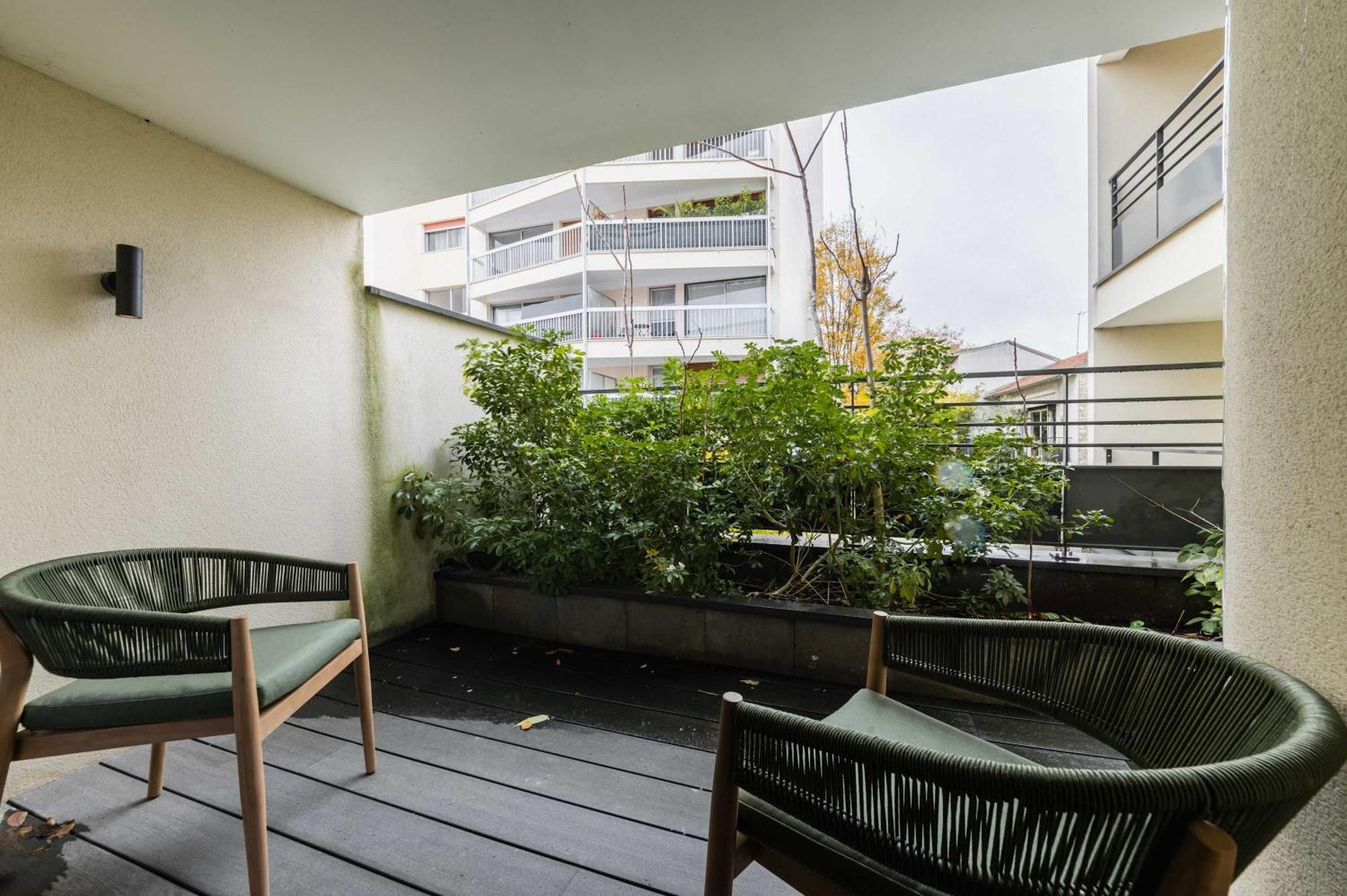 Appartement Lumineux Avec Terrasse Courbevoie - 4P - Flat-Guest エクステリア 写真