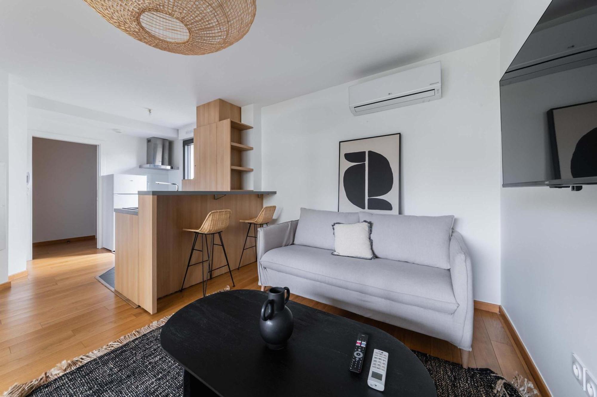 Appartement Lumineux Avec Terrasse Courbevoie - 4P - Flat-Guest エクステリア 写真