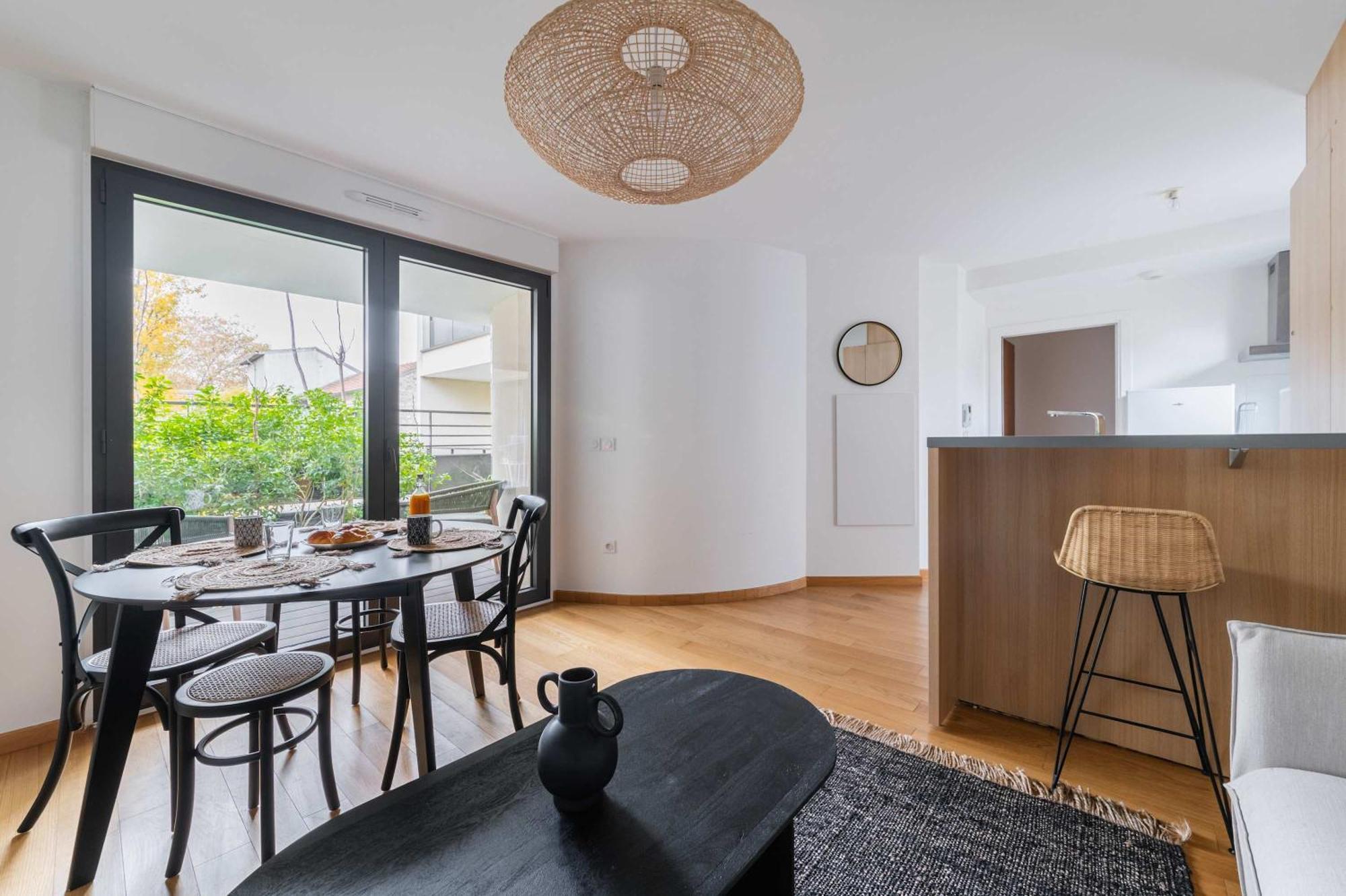 Appartement Lumineux Avec Terrasse Courbevoie - 4P - Flat-Guest エクステリア 写真